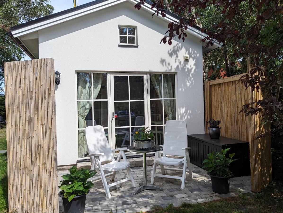 Cute Little Cottage In Hoellviken Eksteriør billede